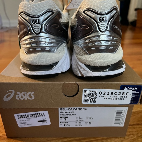 NWT!! ASICS Gel-Kayano 14 Cream Black Metallic Plum - Picture 7 of 7